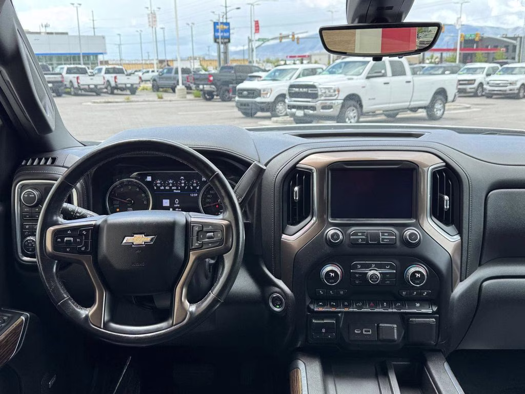 2020 White Chevrolet Silverado 1500 High Country 4X4 Truck
