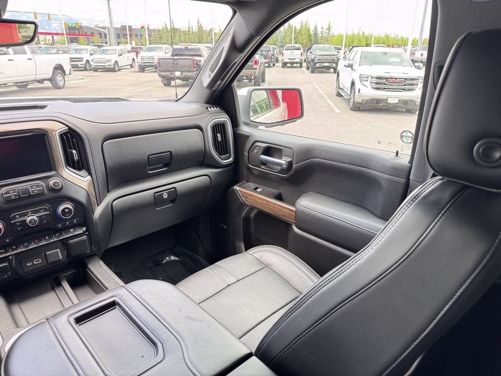 2020 White Chevrolet Silverado 1500 High Country 4X4 Truck