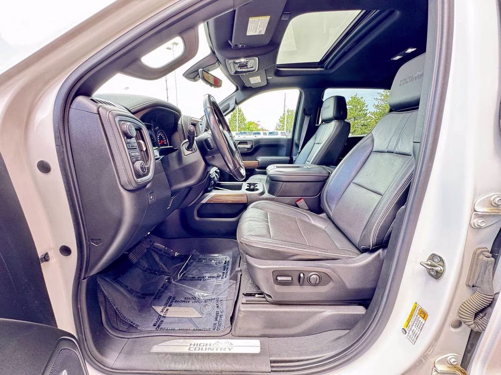 2020 White Chevrolet Silverado 1500 High Country 4X4 Truck