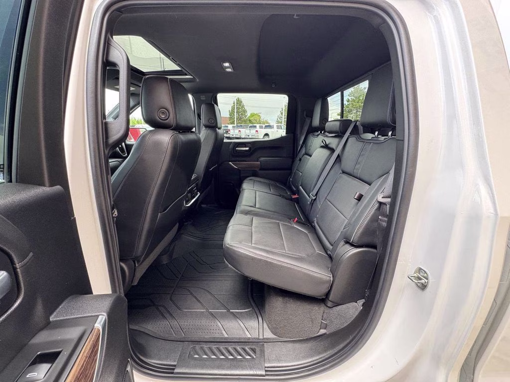 2020 White Chevrolet Silverado 1500 High Country 4X4 Truck