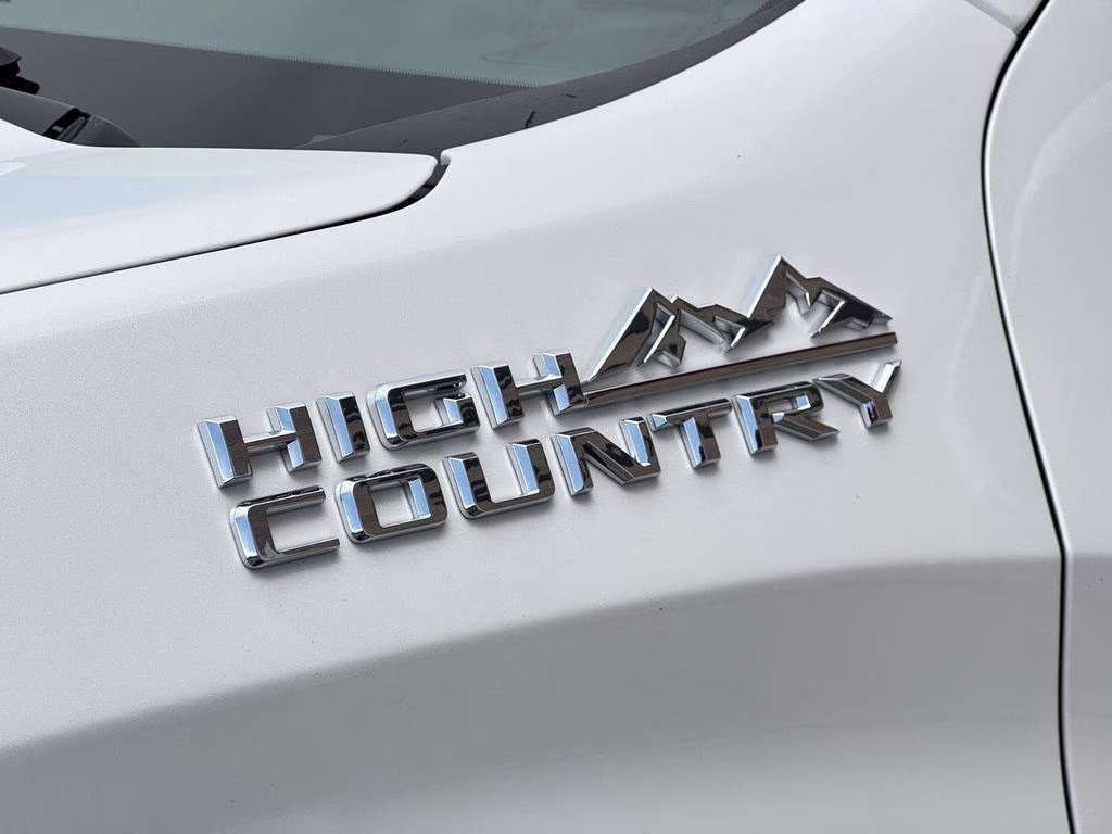 2020 White Chevrolet Silverado 1500 High Country 4X4 Truck
