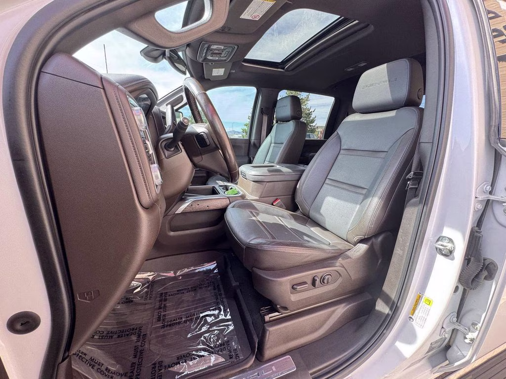 2022 White Frost GMC Sierra 3500HD Denali 4X4 Truck