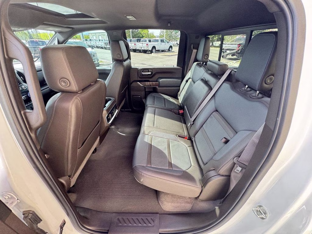 2022 White Frost GMC Sierra 3500HD Denali 4X4 Truck