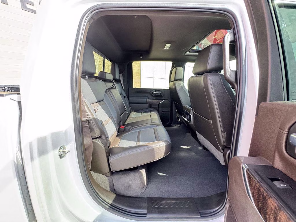 2022 White Frost GMC Sierra 3500HD Denali 4X4 Truck