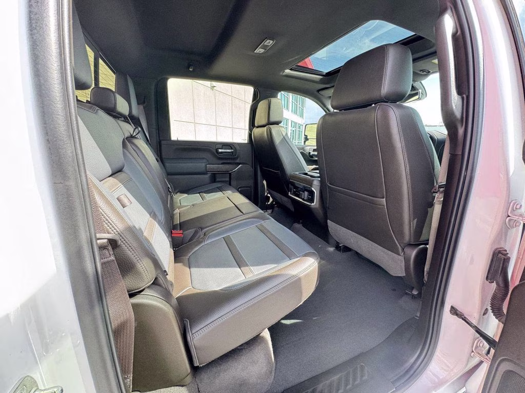 2022 White Frost GMC Sierra 3500HD Denali 4X4 Truck