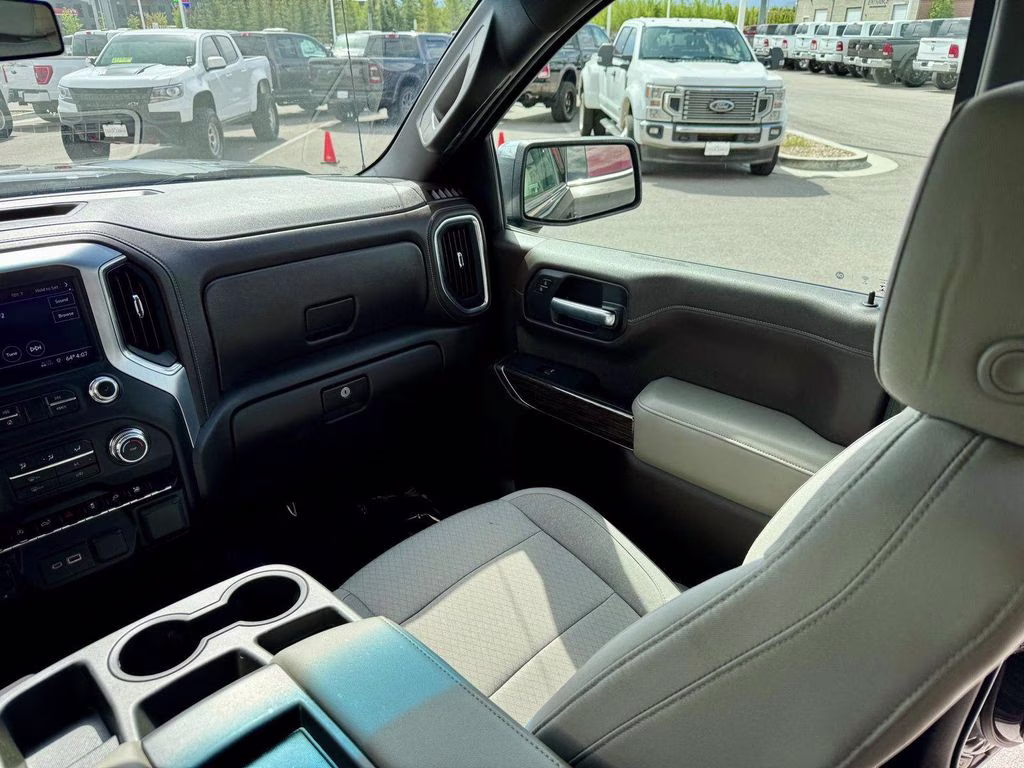 2021 Brown GMC Sierra 1500 SLE 4X4 Truck