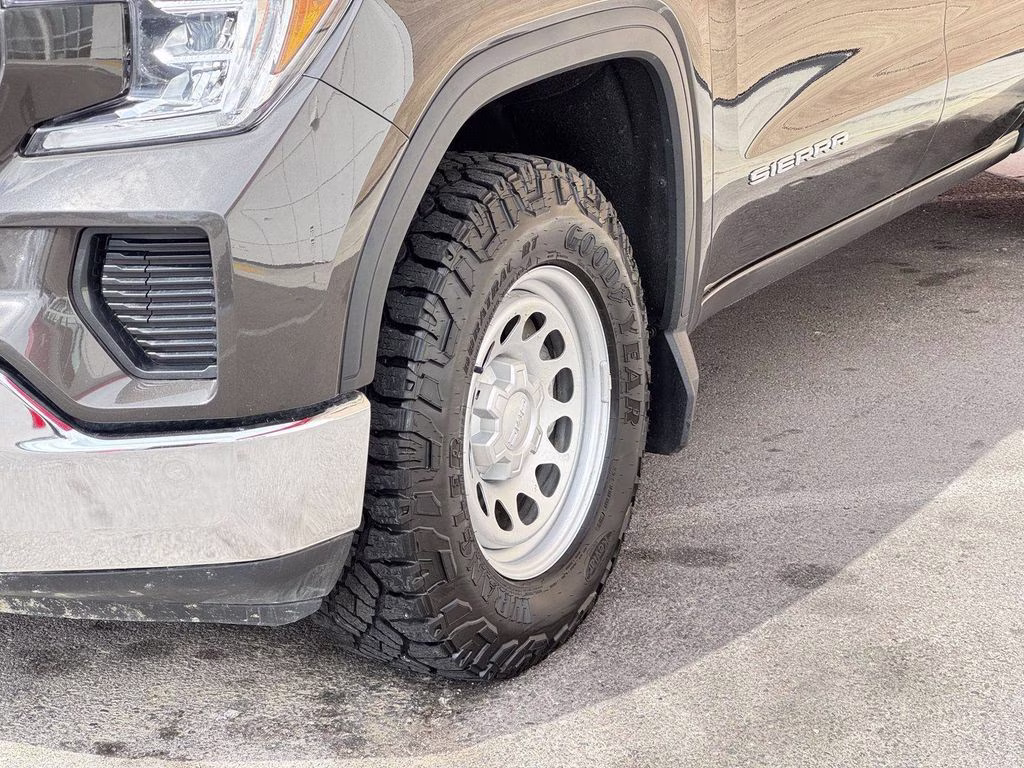 2021 Brown GMC Sierra 1500 SLE 4X4 Truck