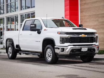2024 Summit White Chevrolet Silverado 2500HD LT 4X4 Truck