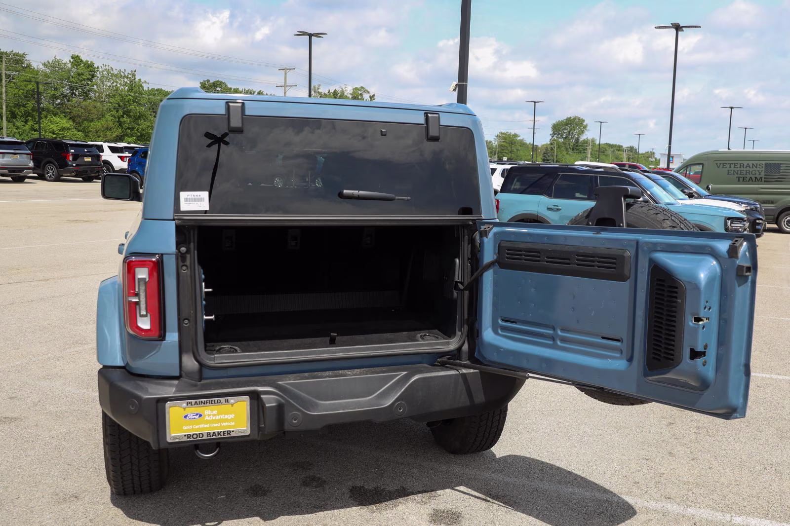 2025 Azure Gray Metallic Tri-Coat Ford Bronco Outer Banks 4X4 SUV