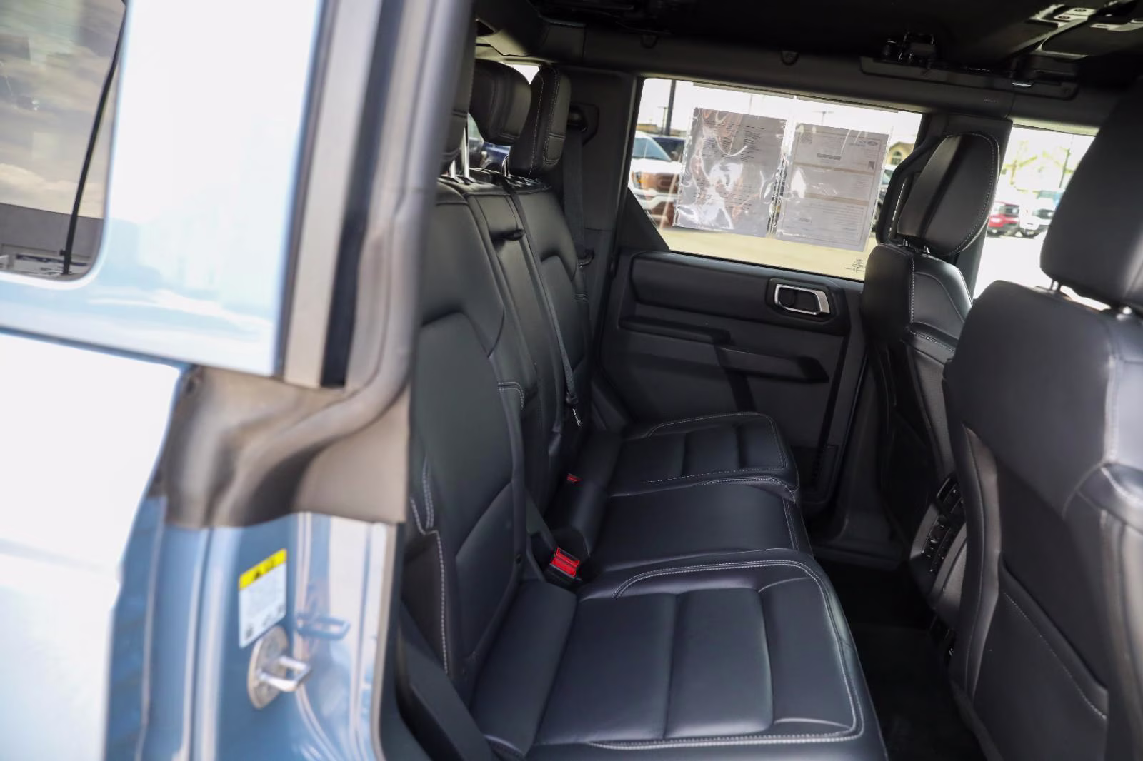 2025 Azure Gray Metallic Tri-Coat Ford Bronco Outer Banks 4X4 SUV
