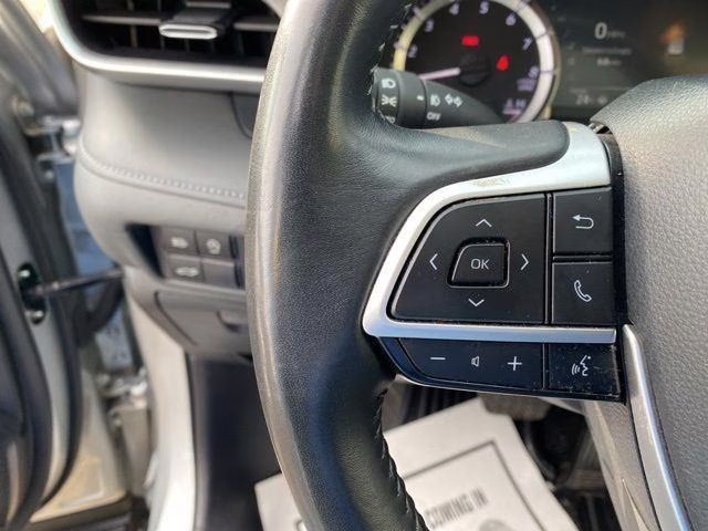 2024 Celestial Silver Metallic Toyota Highlander XLE AWD SUV