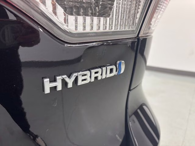 2019 Midnight Black Metallic Toyota Highlander Hybrid Limited AWD SUV
