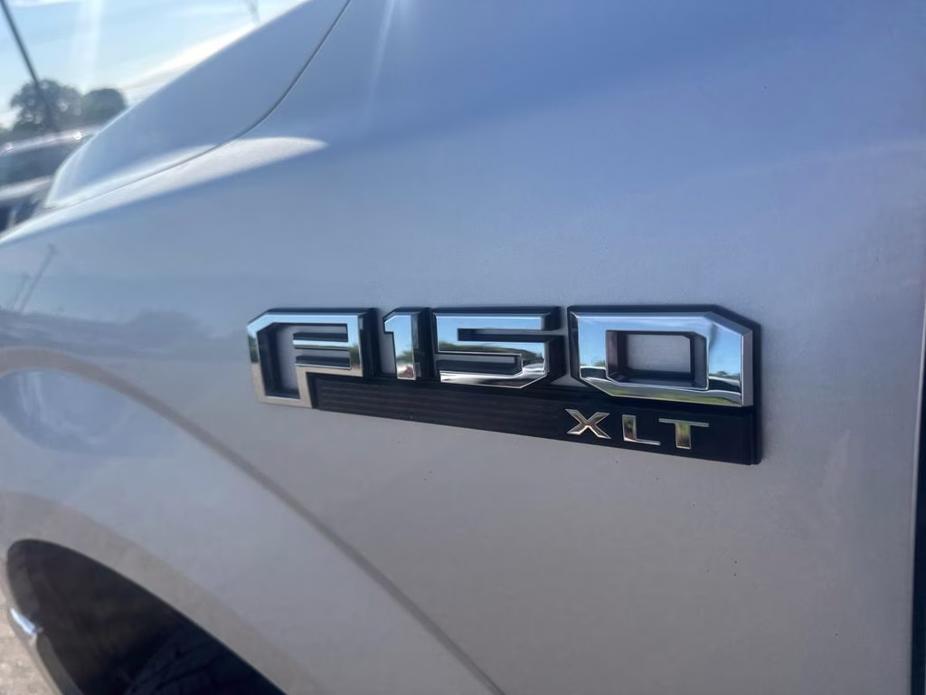 2017 Ingot Silver Ford F-150 XLT 4X4 Truck