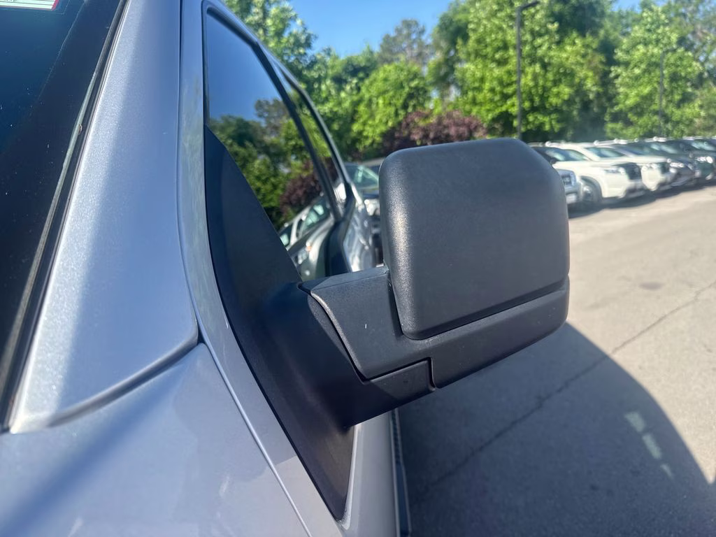 2017 Ingot Silver Ford F-150 XLT 4X4 Truck