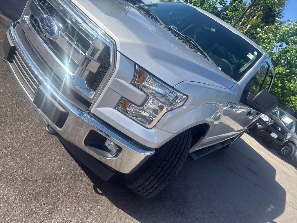 2017 Ingot Silver Ford F-150 XLT 4X4 Truck