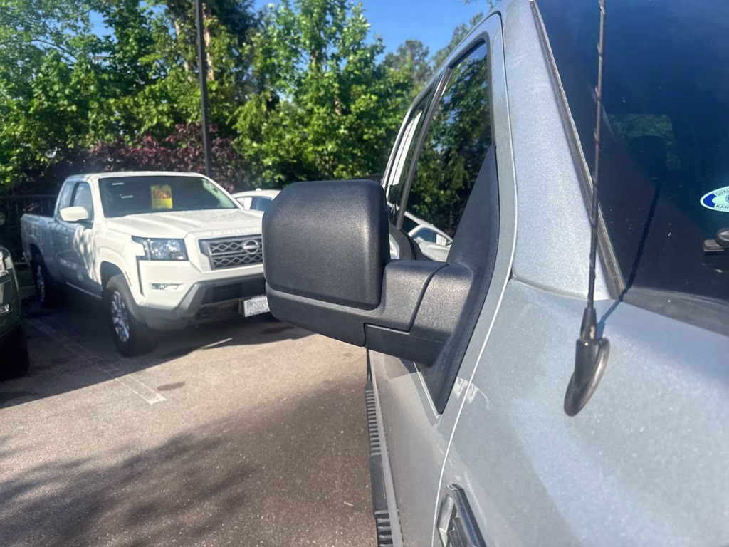 2017 Ingot Silver Ford F-150 XLT 4X4 Truck