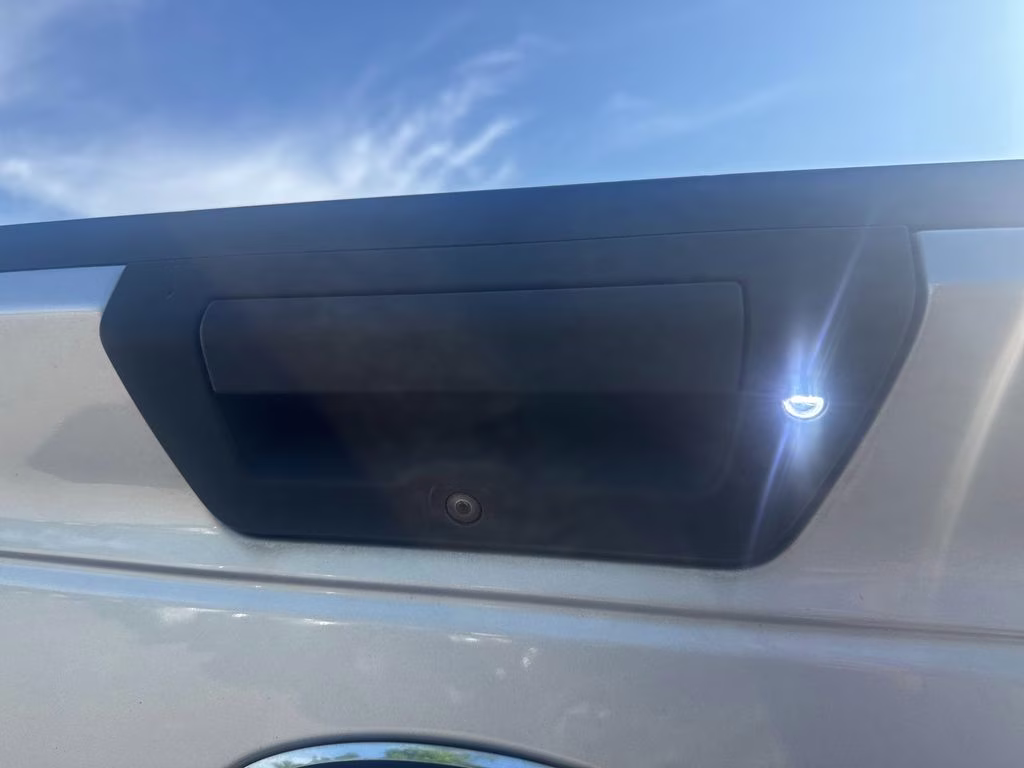 2017 Ingot Silver Ford F-150 XLT 4X4 Truck