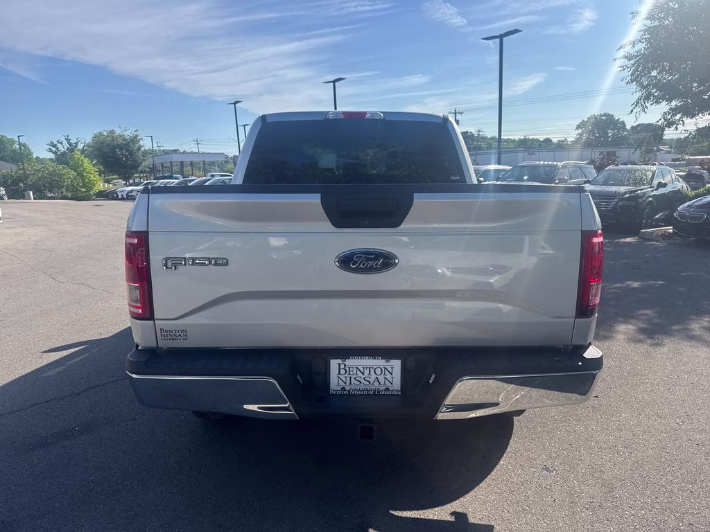 2017 Ingot Silver Ford F-150 XLT 4X4 Truck