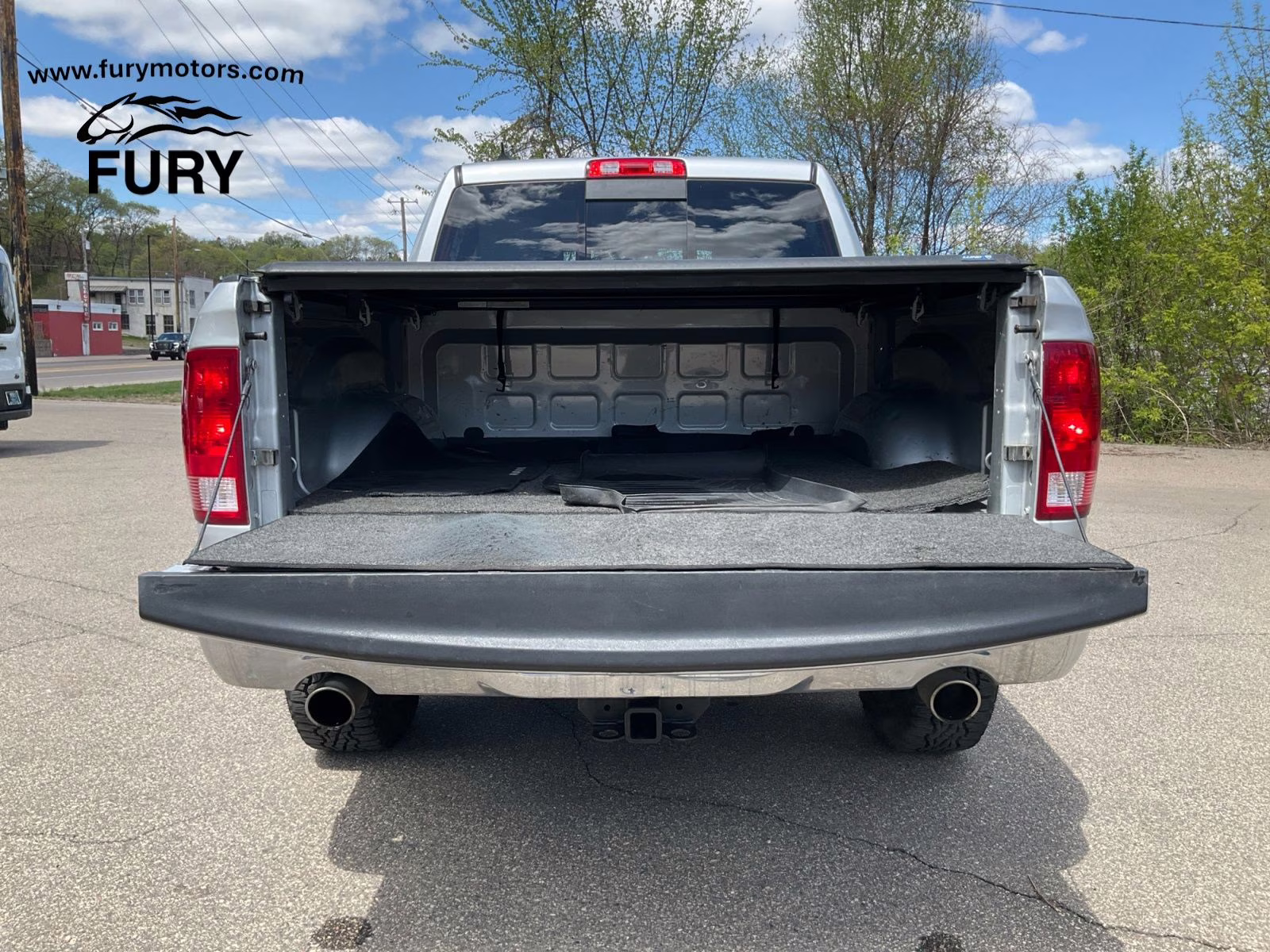 2016 Bright Silver Clearcoat Metallic Ram 1500 Big Horn 4X4 Truck