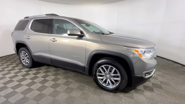 2019 Pepperdust Metallic GMC Acadia SLE-2 FWD SUV