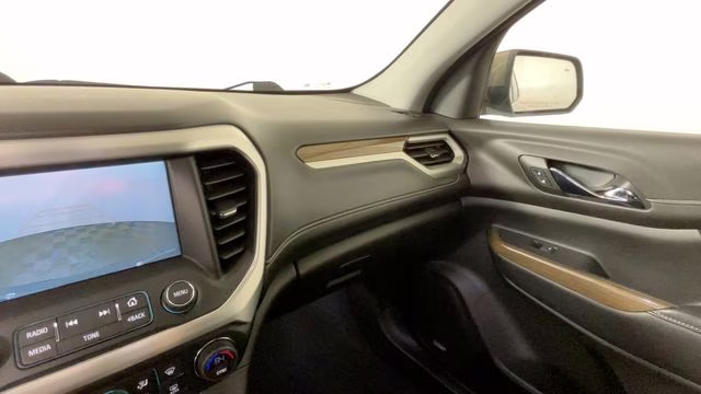 2019 Pepperdust Metallic GMC Acadia SLE-2 FWD SUV