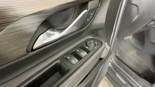 2022 Quicksilver Metallic GMC Terrain SLE FWD SUV