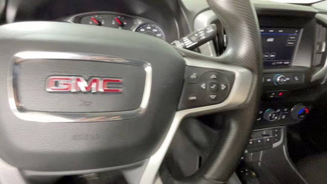 2022 Quicksilver Metallic GMC Terrain SLE FWD SUV