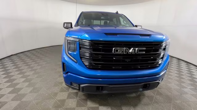 2022 Dynamic Blue Metallic GMC Sierra 1500 Elevation 4X4 Truck