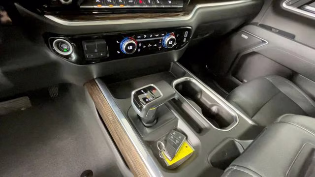 2022 Dynamic Blue Metallic GMC Sierra 1500 Elevation 4X4 Truck