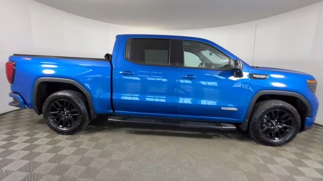 2022 Dynamic Blue Metallic GMC Sierra 1500 Elevation 4X4 Truck