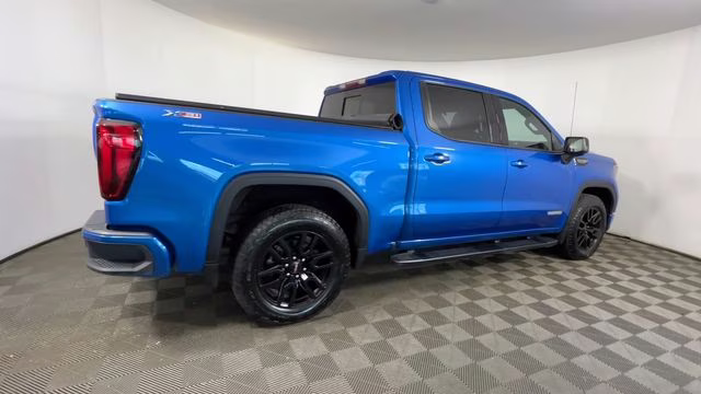 2022 Dynamic Blue Metallic GMC Sierra 1500 Elevation 4X4 Truck