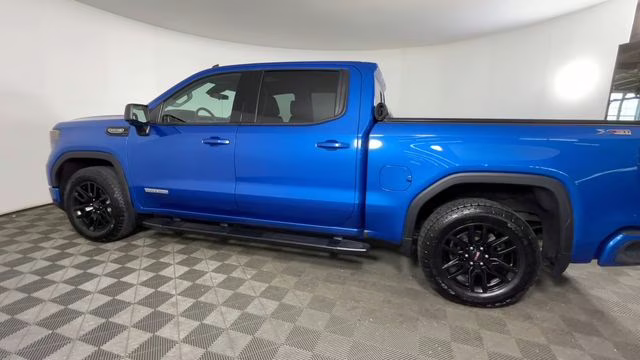 2022 Dynamic Blue Metallic GMC Sierra 1500 Elevation 4X4 Truck