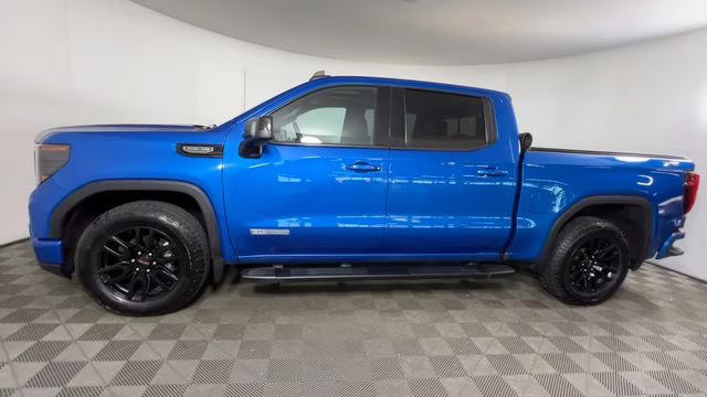 2022 Dynamic Blue Metallic GMC Sierra 1500 Elevation 4X4 Truck