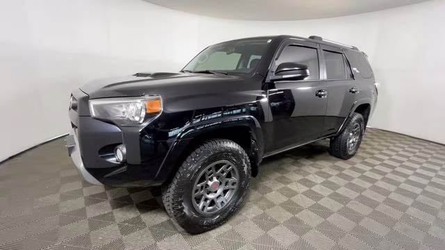2017 Midnight Black Metallic Toyota 4Runner TRD Off-Road 4X4 SUV
