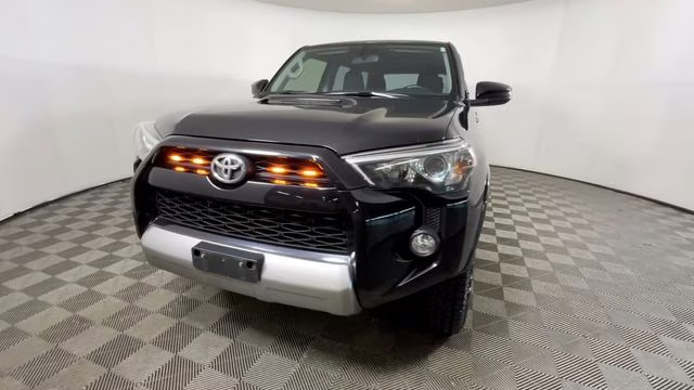 2017 Midnight Black Metallic Toyota 4Runner TRD Off-Road 4X4 SUV