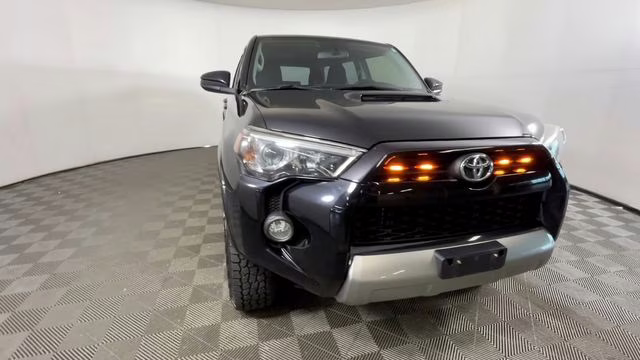 2017 Midnight Black Metallic Toyota 4Runner TRD Off-Road 4X4 SUV