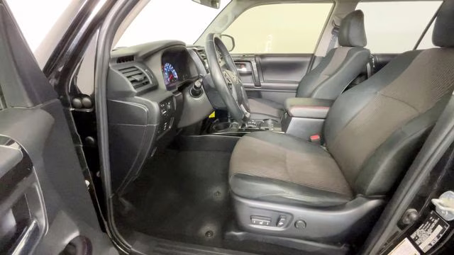 2017 Midnight Black Metallic Toyota 4Runner TRD Off-Road 4X4 SUV