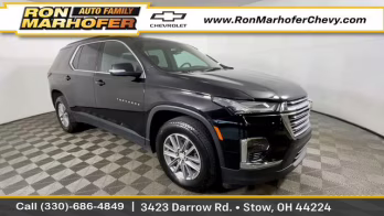 2023 Mosaic Black Metallic Chevrolet Traverse LT FWD SUV