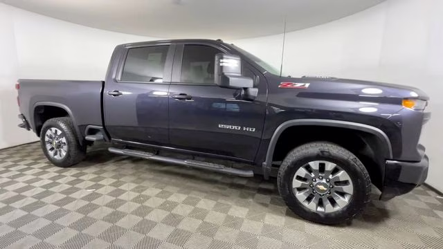 2024 Dark Ash Metallic Chevrolet Silverado 2500HD Custom 4X4 Truck