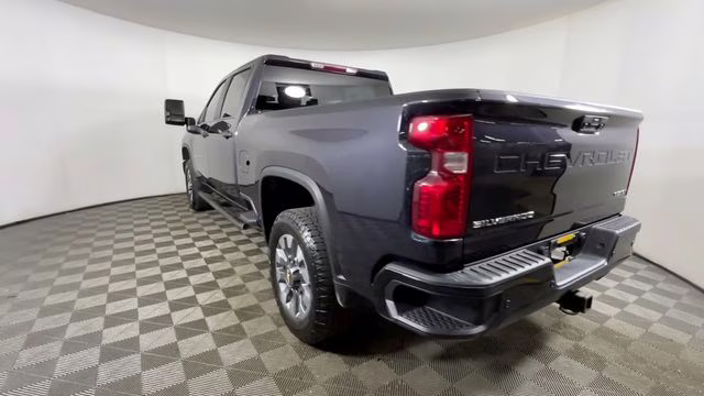 2024 Dark Ash Metallic Chevrolet Silverado 2500HD Custom 4X4 Truck