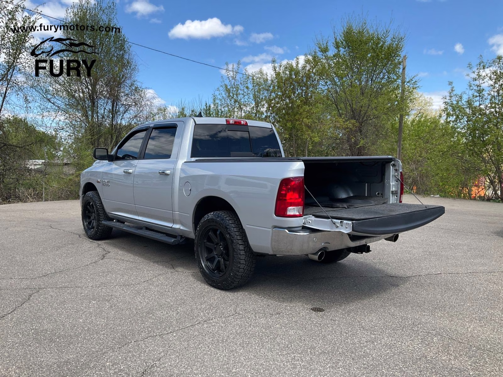 2016 Bright Silver Clearcoat Metallic Ram 1500 Big Horn 4X4 Truck