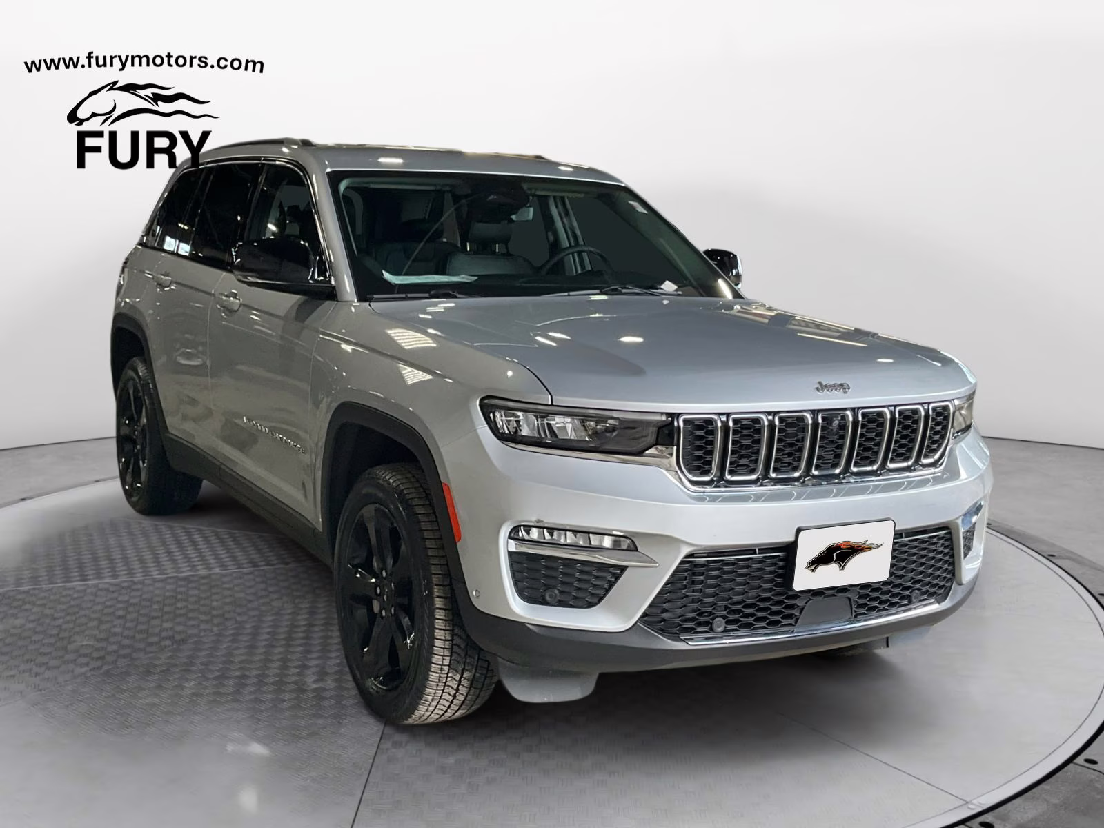2023 Silver Zynith Jeep Grand Cherokee Limited 4X4 SUV
