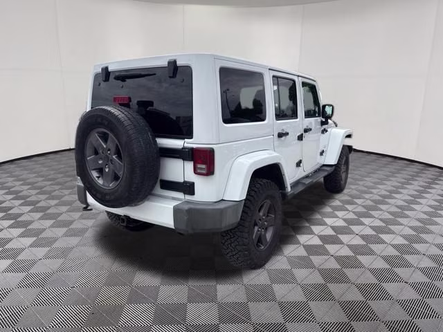 2016 Bright White Clearcoat Jeep Wrangler Unlimited Sahara 4X4 SUV