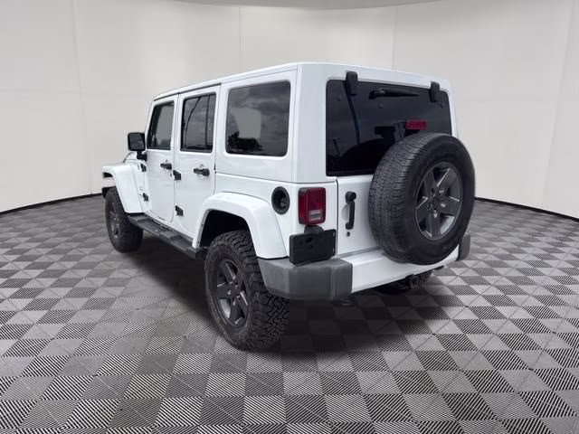 2016 Bright White Clearcoat Jeep Wrangler Unlimited Sahara 4X4 SUV