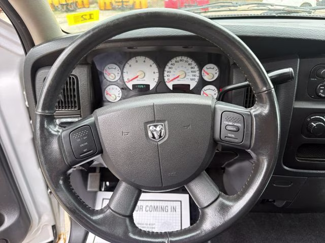 2005 Silver Dodge Ram 1500 SLT RWD Truck