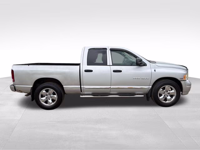 2005 Silver Dodge Ram 1500 SLT RWD Truck