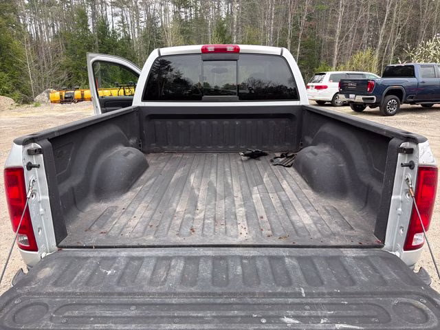 2005 Silver Dodge Ram 1500 SLT RWD Truck