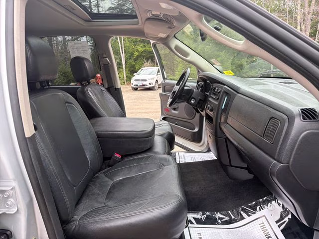 2005 Silver Dodge Ram 1500 SLT RWD Truck