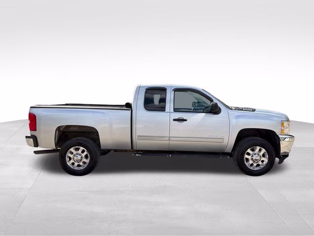 2013 Silver Ice Metallic Chevrolet Silverado 2500HD LT 4X4 Truck