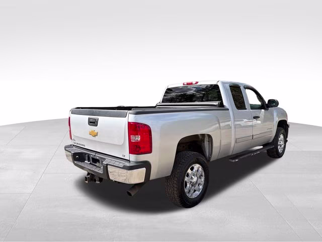 2013 Silver Ice Metallic Chevrolet Silverado 2500HD LT 4X4 Truck